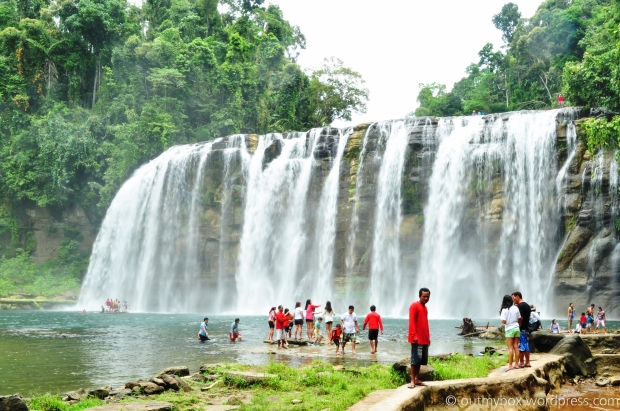 The grand Tinuy-an. This is the 1st level and main waterfall that measures  95 m wide and 180 ft high.